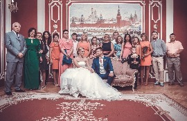 свадебная фотография для Михаила и Дарьи в загсе