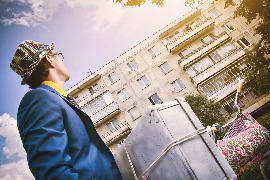 жених Ваня приехал за невестой Варей