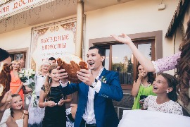весёлая свадьба летом Ивана и Натальи