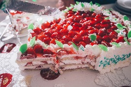 нестандартный торт на свадьбу для Ивана и Натальи